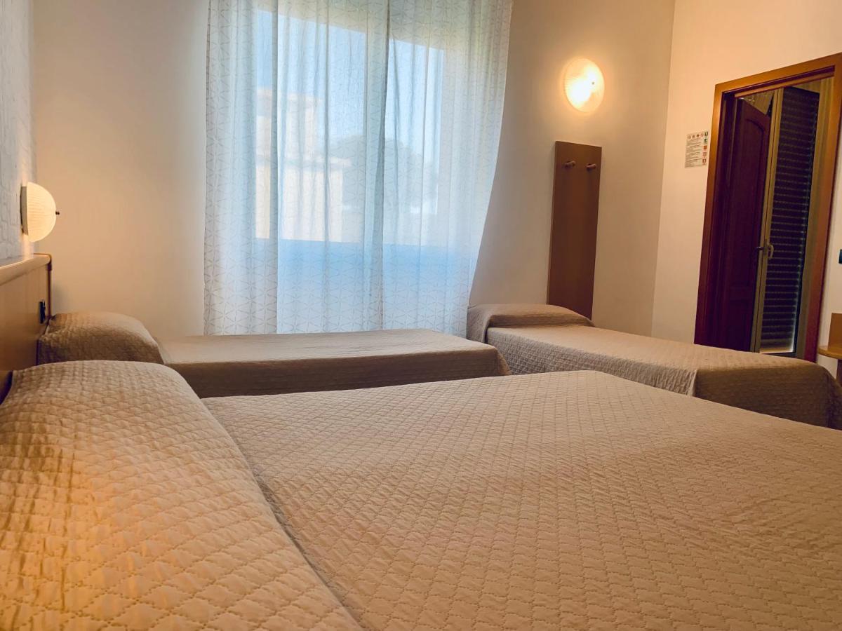 Hotel San Giorgio Albisola Superiore Extérieur photo