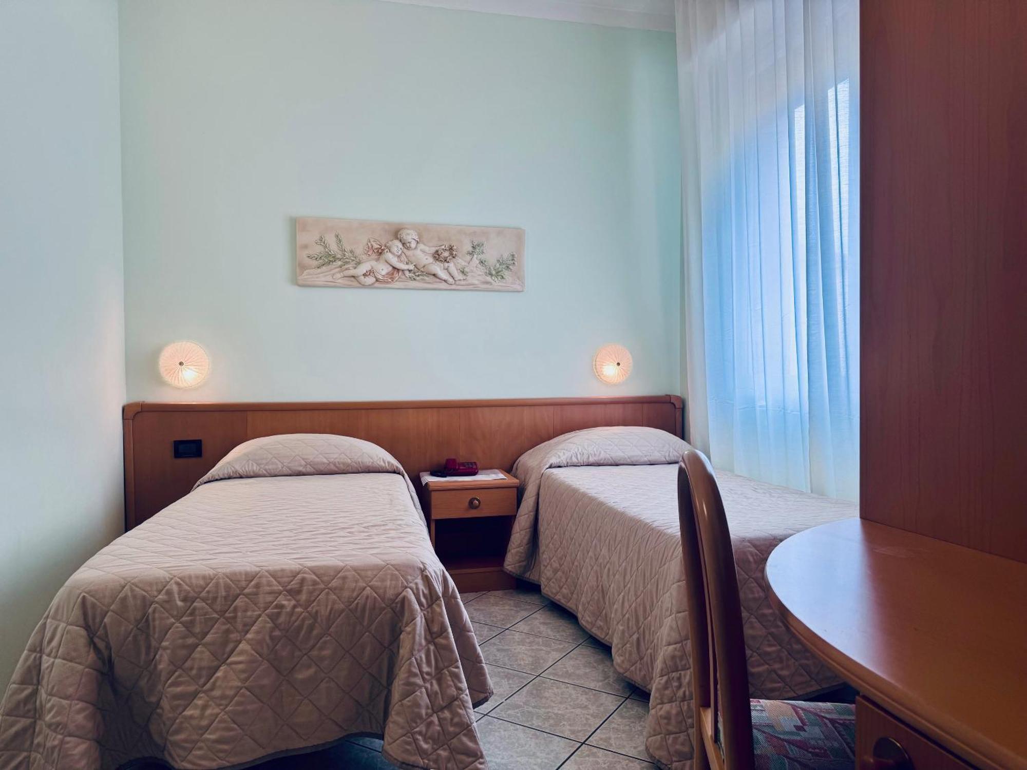 Hotel San Giorgio Albisola Superiore Extérieur photo