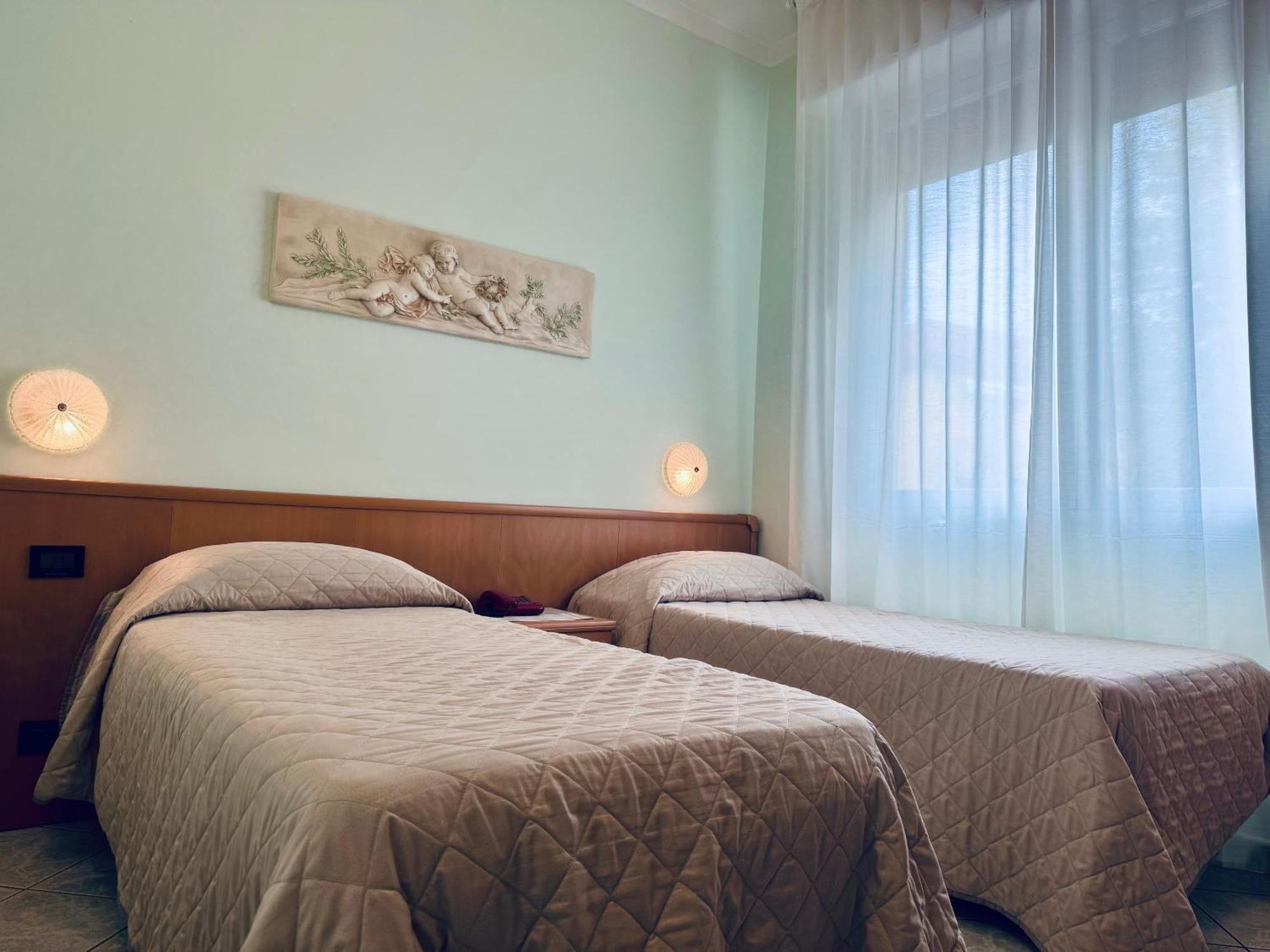 Hotel San Giorgio Albisola Superiore Extérieur photo