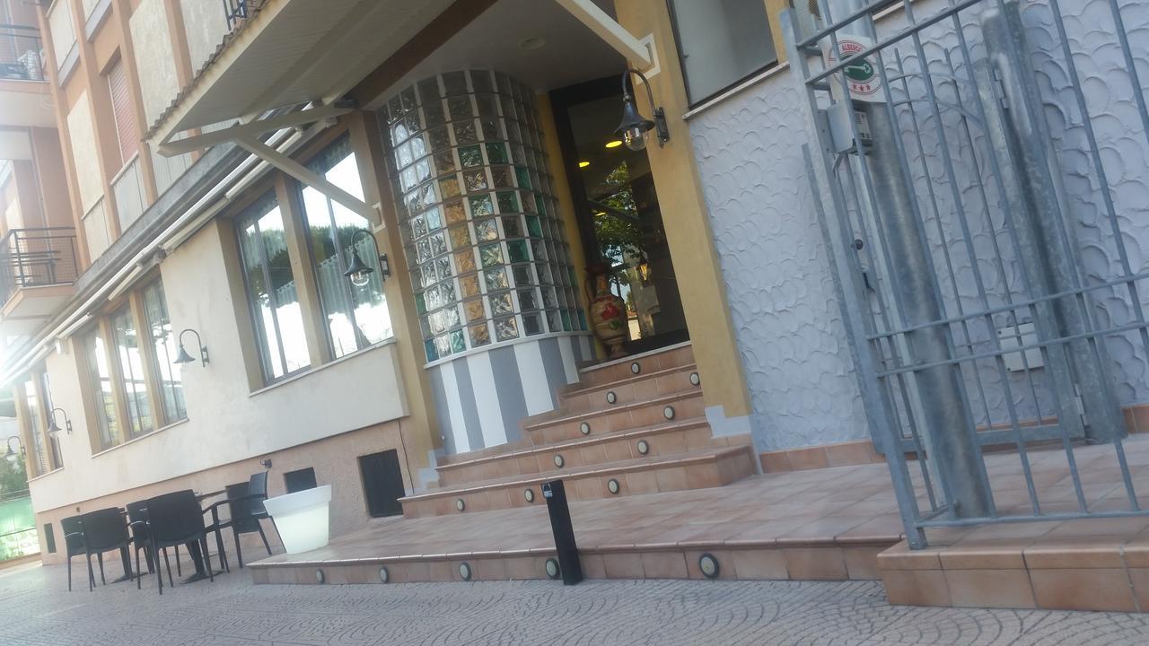 Hotel San Giorgio Albisola Superiore Extérieur photo