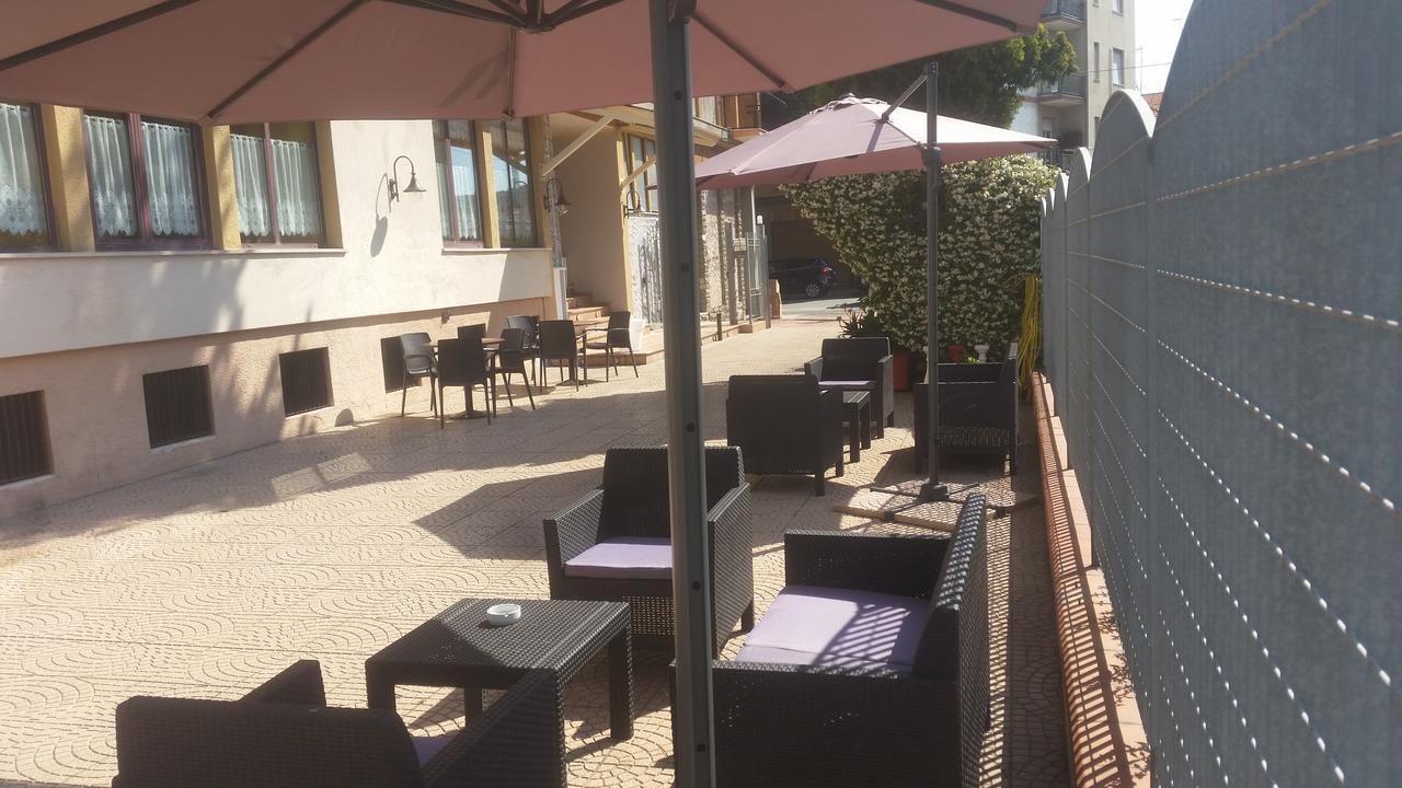 Hotel San Giorgio Albisola Superiore Extérieur photo